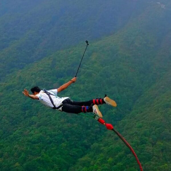 bungee jumping