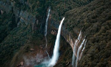 Nohkalikai Falls